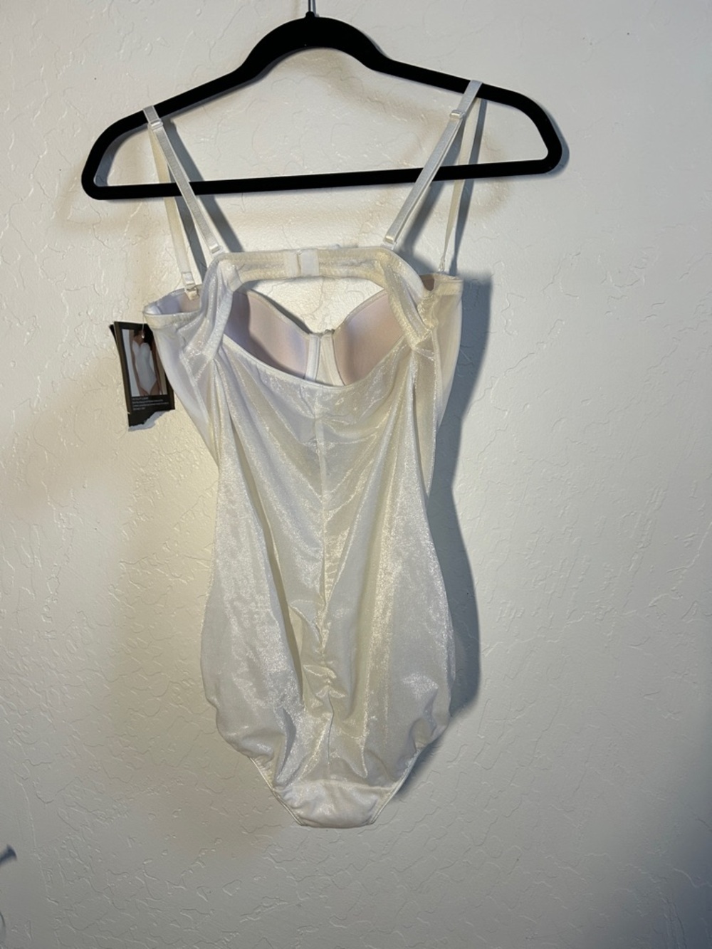 NWT White Sculpt & Shape Multi-way Sheer Bodysuit With Molded Underwire Cups - Picture 4 of 7
